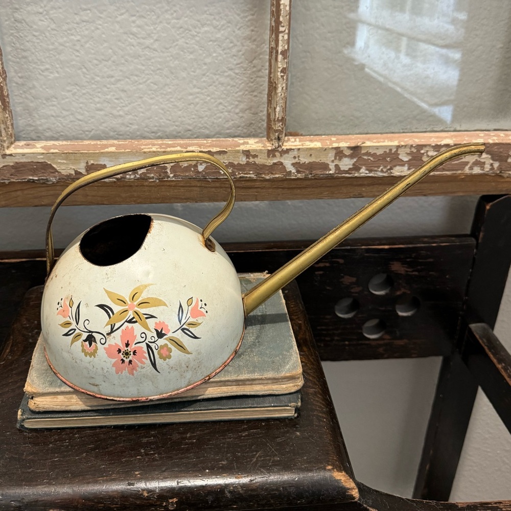 Vintage Tin Metal Watering Can - Picture 3 of 6